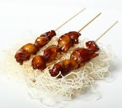 Brocheta de pollo  Yakitori | Escuela de cocina en Barcelona - Clases de cocina Barcelona - Actividades de Team Building gastronómico en Barcelona